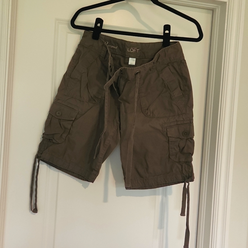 Cargo bermuda shorts